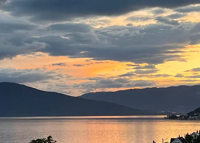 Апартаменты Sognefjorden View Лейкангер